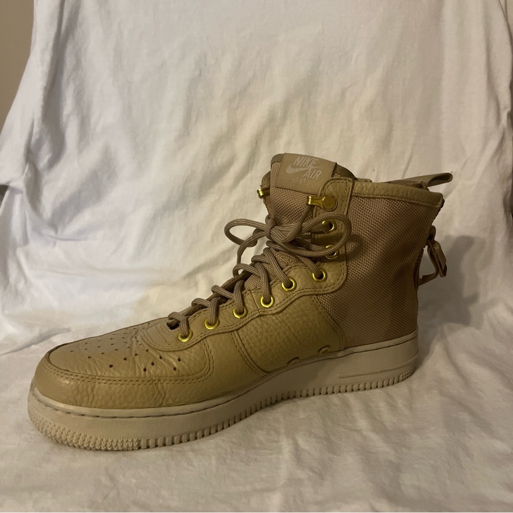 Nike SF AF1 Air Force 1 Mid Size 9.5 917753200 Mushroom